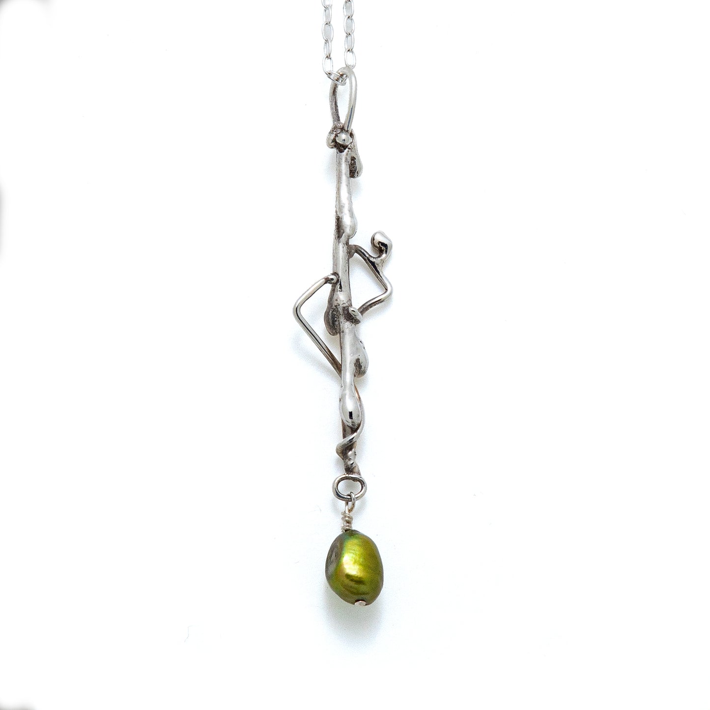 Sterling silver pendant with green pearl